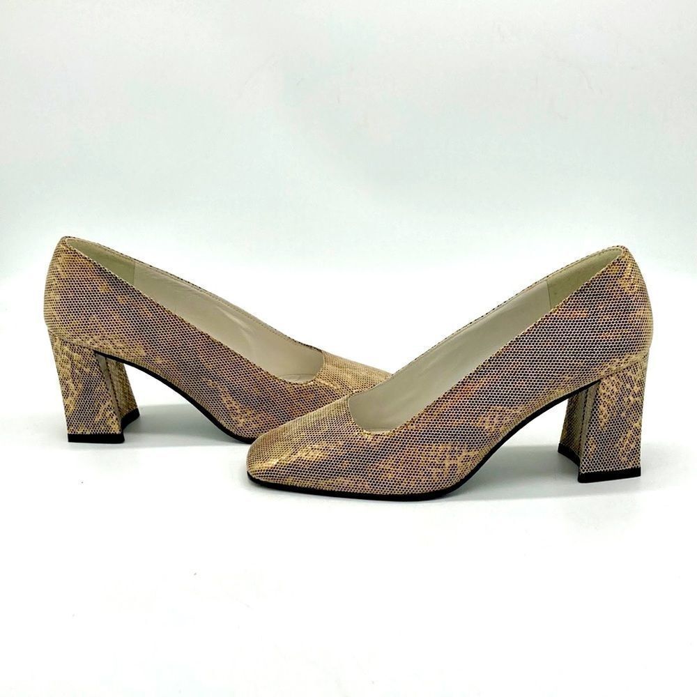 Stuart Weitzman Heel - Picture 6 of 11